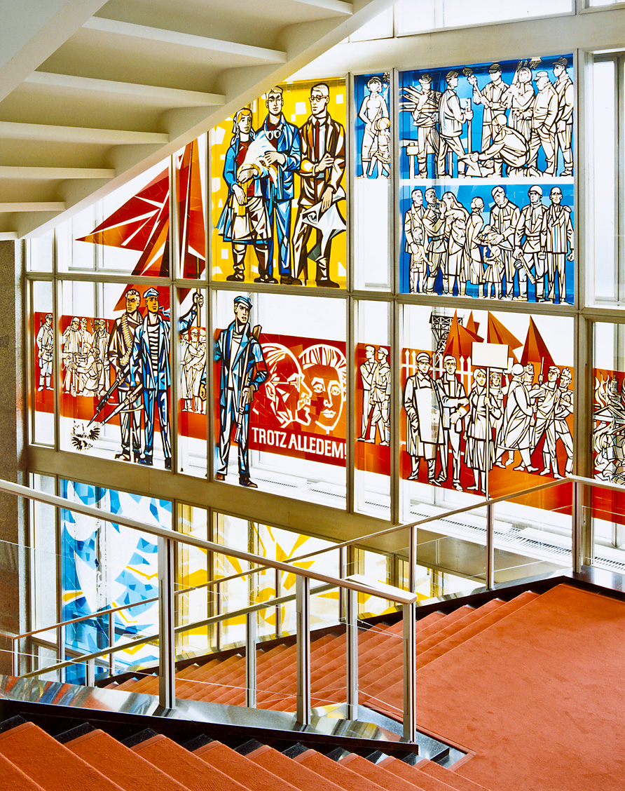 European School of Management and Technology